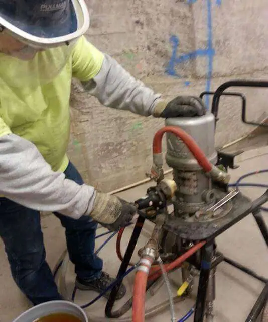 The lowest point is pumped until grout is transmitted from shut off valve to next highest shut off valve. Once transmission of the grout was visible, the shut-off valve was closed and the process continued in the remainder of the grid pattern.